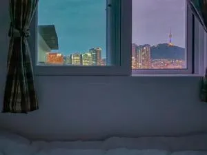 Image 6 of 2Bedroom House 10min from Seoul Stn #Free Netflix #View of Namsan #1pm Checkout
