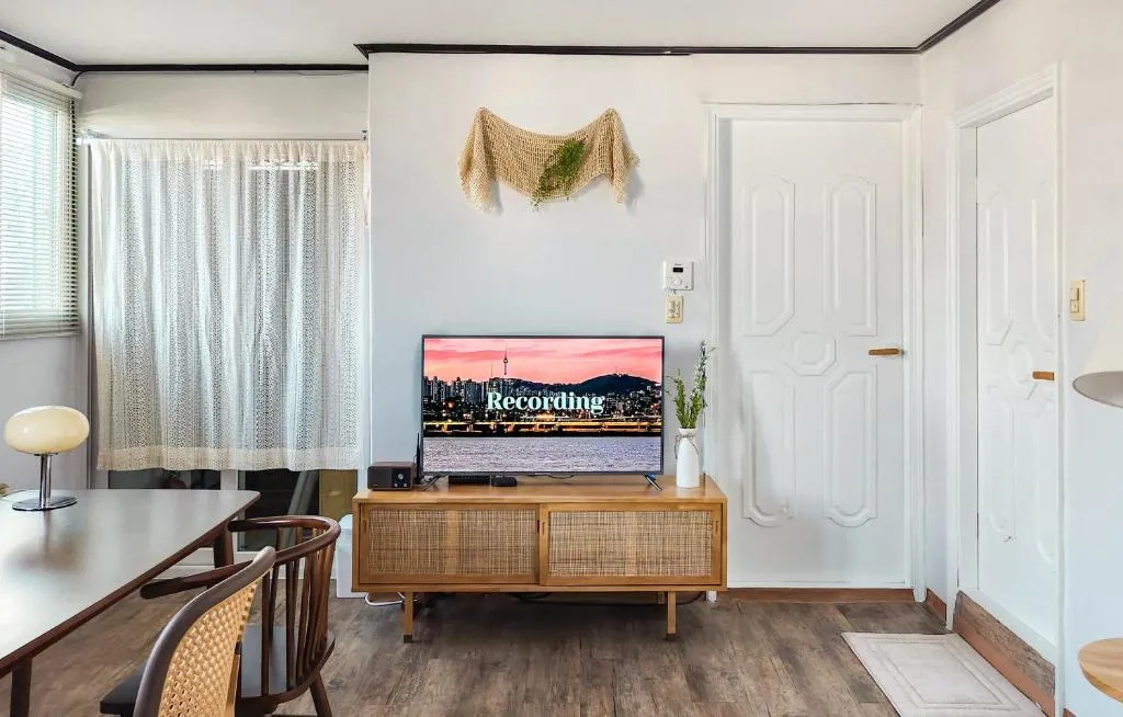Image of 2Bedroom House 10min from Seoul Stn #Free Netflix #View of Namsan #1pm Checkout