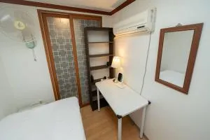 Image 3 of 5BDR 2BR Washer Coffee Dryer Subway Line 1