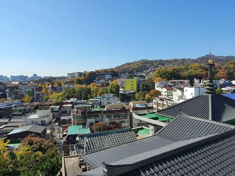 Image of 5 Bedroom, castle-wall view, close to SKKU 성북동