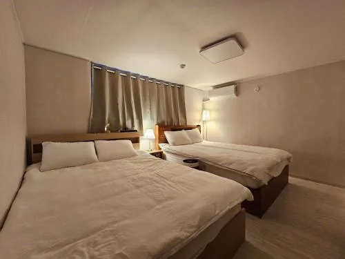 Image 1 of An-sik The Seoul