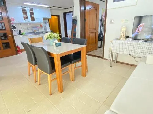 Image 1 of Aroha house for Foreign guests only