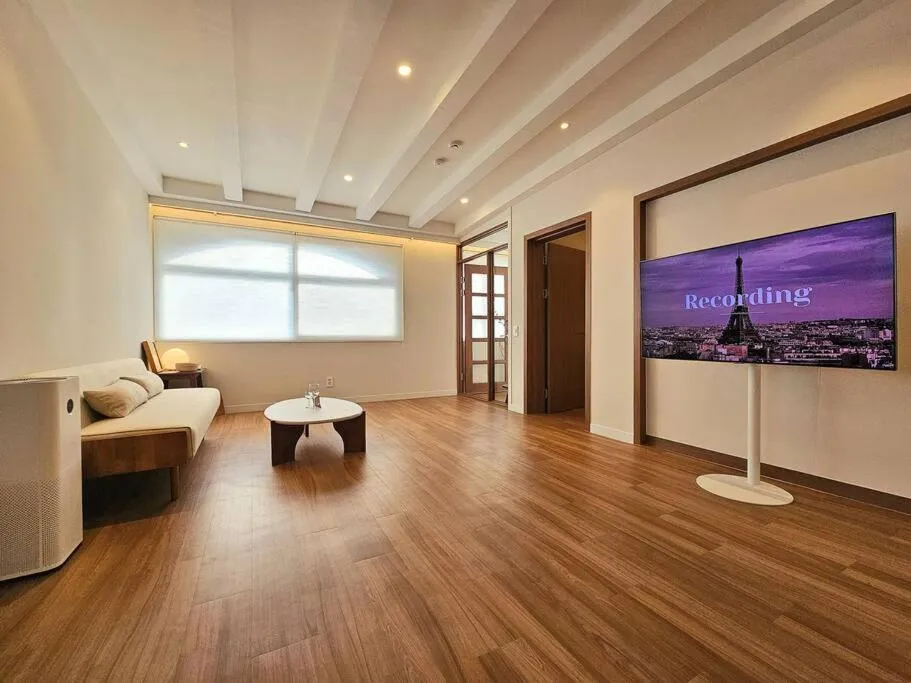 Image of Arowa Seoul