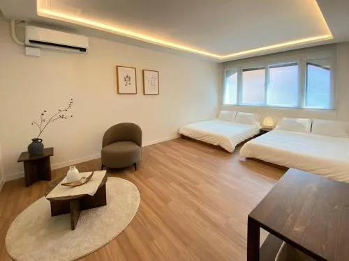 Image 2 of Arowa Seoul