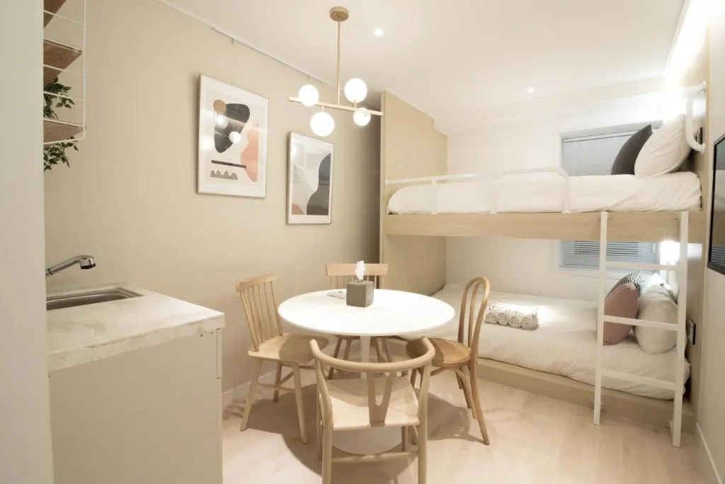 Image of Artravel Home