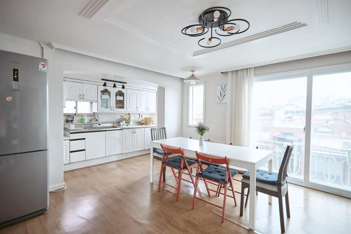 Image 1 of Artravel Hongdae Apartment