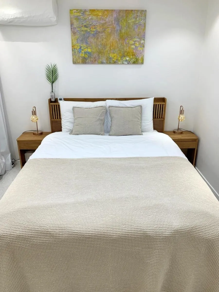 Image 5 of Comma 2, Cozy Semi-basement