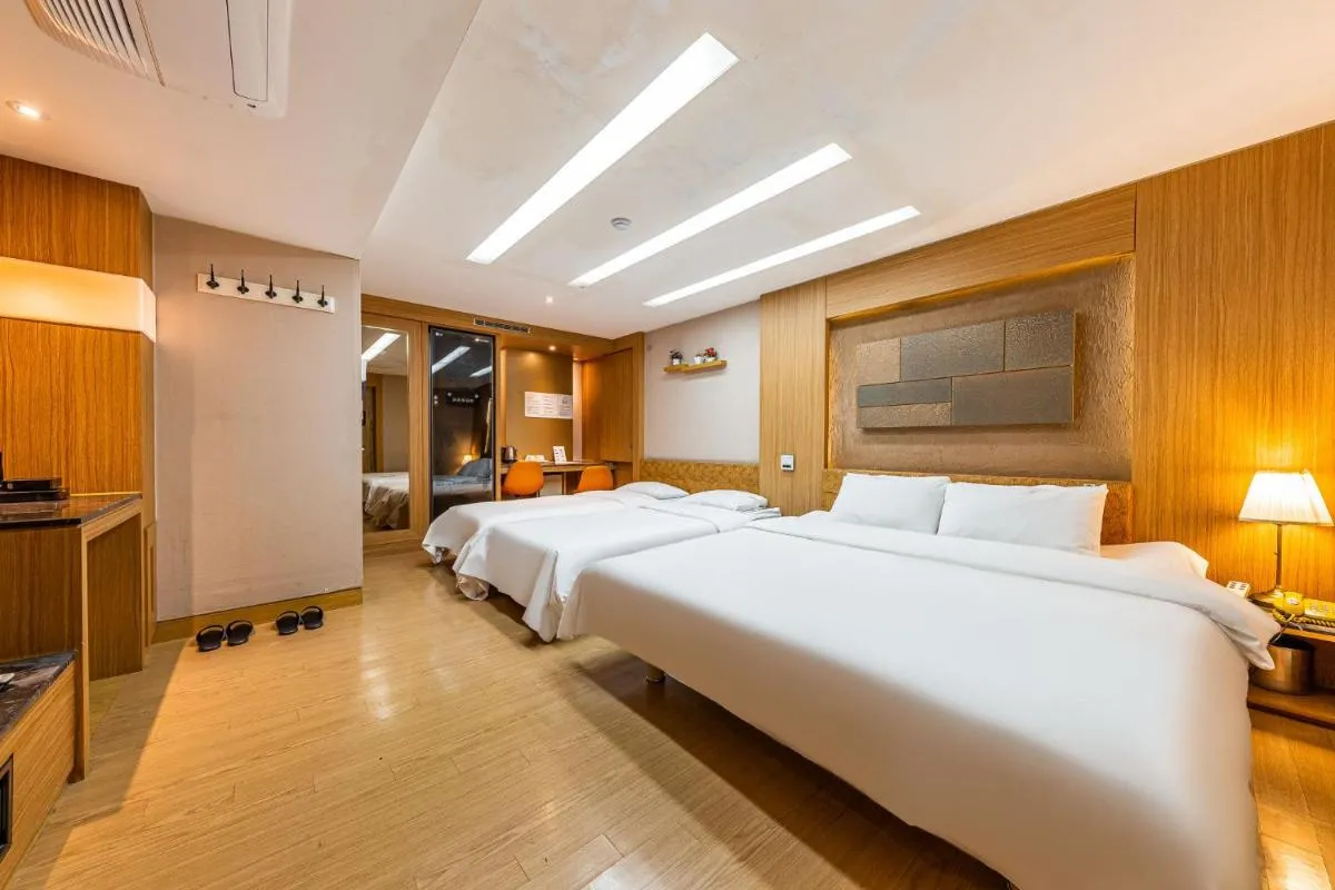 Image 5 of DH Naissance Hotel