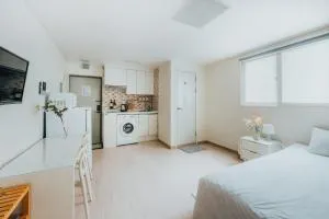 Image 6 of DK House