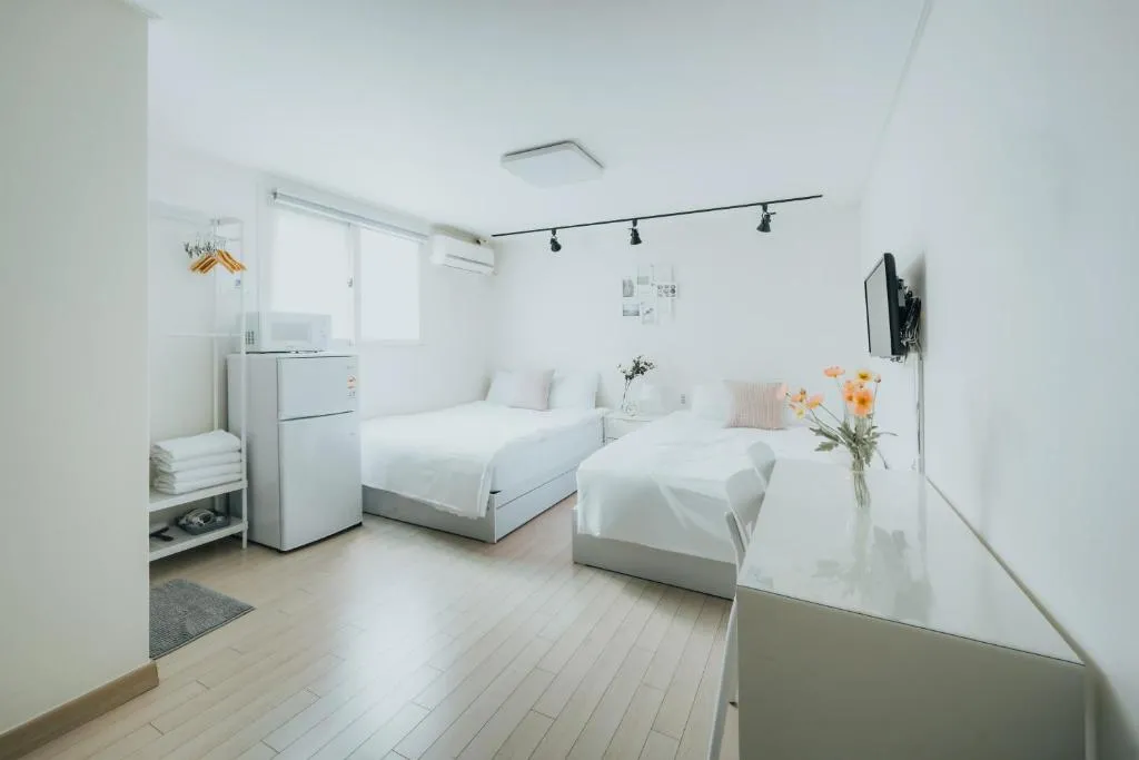 Image of DK House