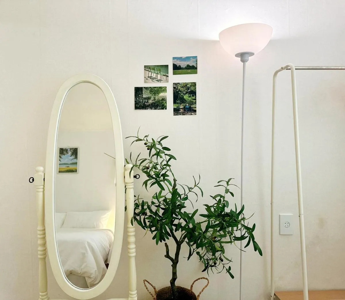 Image 2 of Dein Haus – 20min to Gangnam, 30mins to Hongdae, 2 bedroom, max 7pax