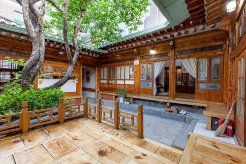 Image 1 of Dongmyo Hanok Sihwadang – Private Korean Style House in the City Center with a Beautiful Garden