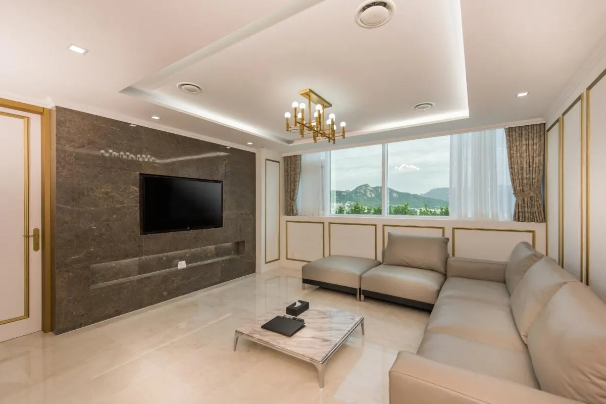 Image 1 of ENA Suite Hotel Namdaemun
