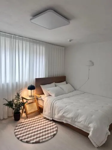 Image 1 of Essential House, Seoul