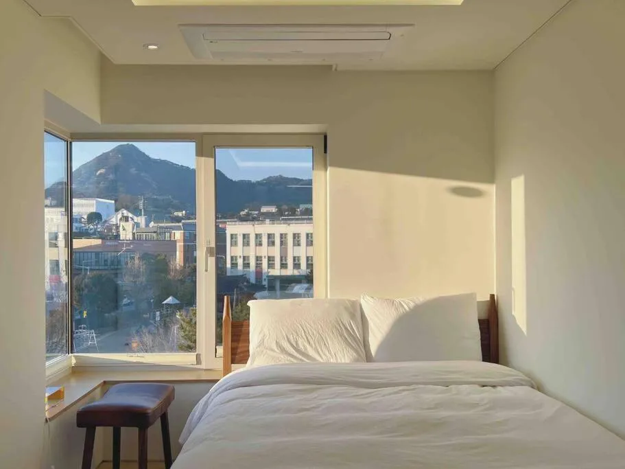Image 1 of Exclusive suite with great view & 3-min metro