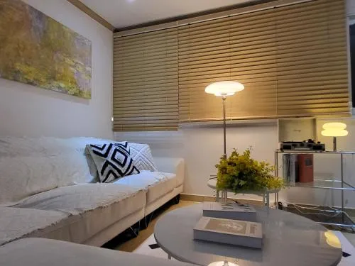 Image 2 of Free pick-up, 4 Beds, near Gangnam, Hongdae, Subway 8 mins, Spacious