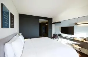 Image 4 of GLAD Yeouido