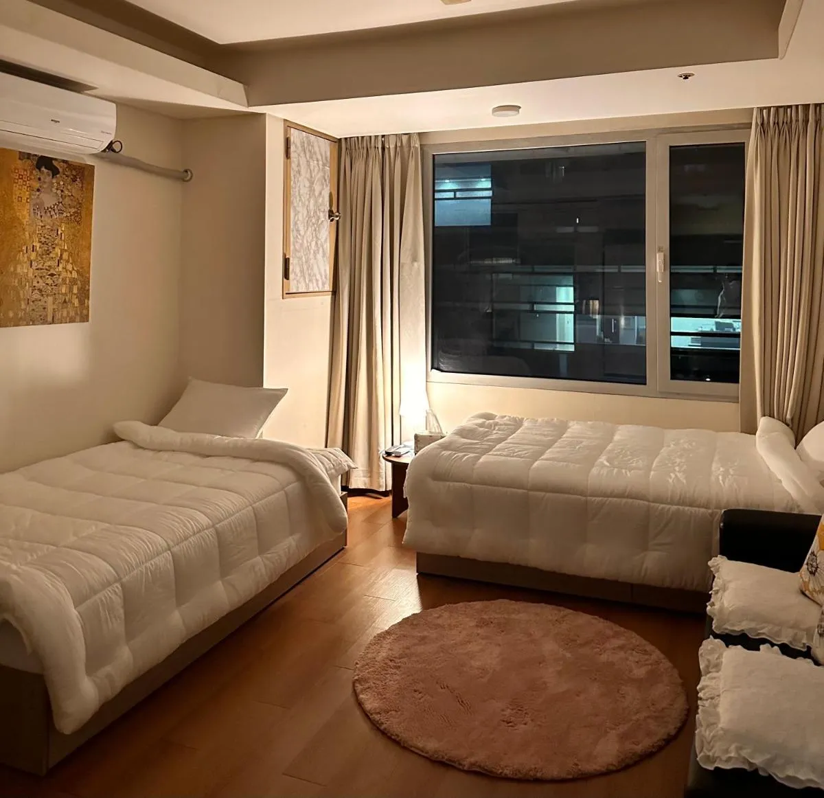 Image 2 of #Gangnam Station 3m #Convenient Public Transport #Cozy Stay