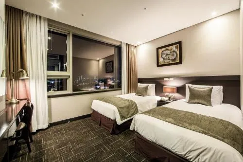 Image 2 of Golden Seoul Hotel