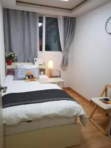 Image 3 of Gyeongbokgung Palace Seochon Christian Home – Foreigner Only