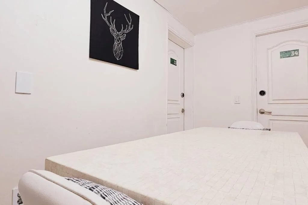 Image of HEYS house Shinchon 5BR