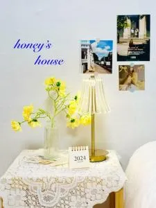 Image 3 of Honey’s house