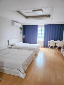 Image 3 of Hongdae Cleanhouse