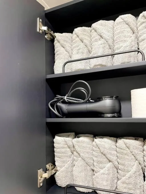 Image 4 of Hongik University Station 10 minutes walking distance 3 Queen Beds for 6 people