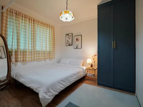 Image 1 of Hong stay