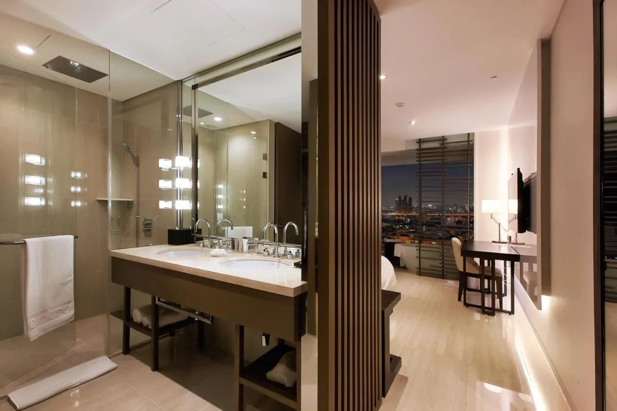 Image 1 of Hotel Entra Gangnam