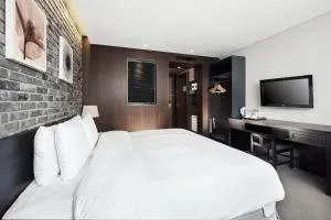 Image 4 of Hotel President