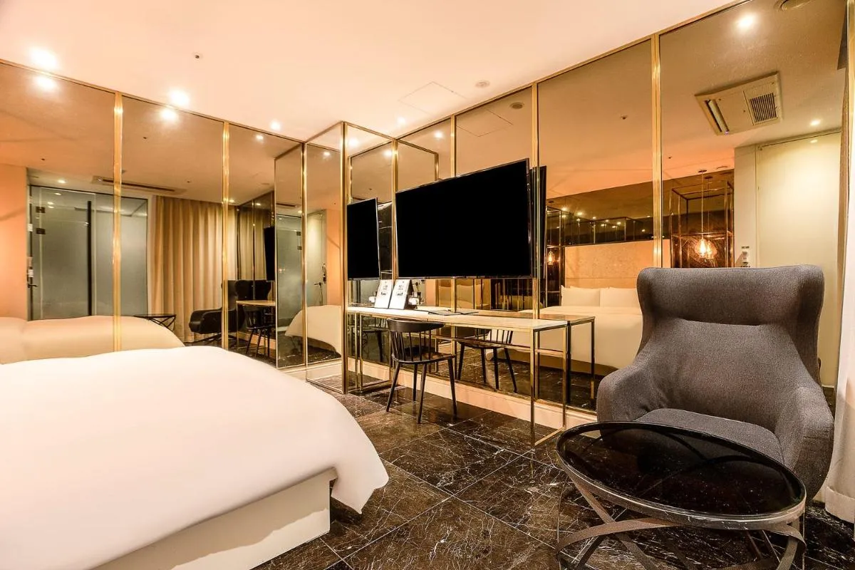 Image 2 of Hotel The Designers Cheongnyangni