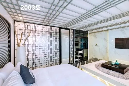 Image 1 of Hotel The Designers DDP