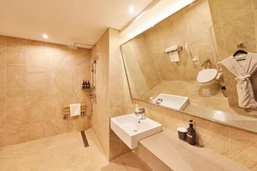 Image 1 of Hotel Uri&