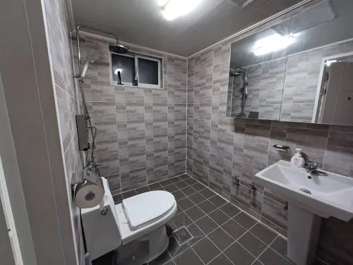 Image 2 of Itaewon House