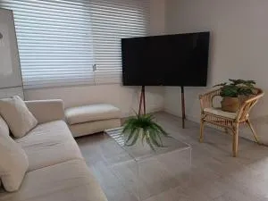 Image 6 of Itaewon House