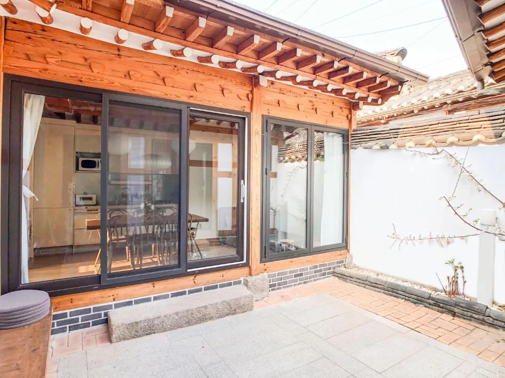 Image of JAY Hanok ㅡ 3BR 3Bath ㅡ 8min from Anguk STN