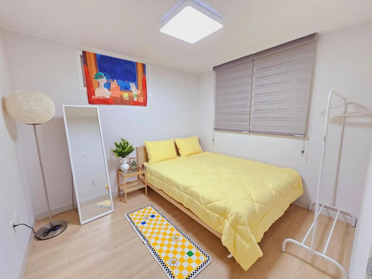 Image 1 of Jamsil Hidden House