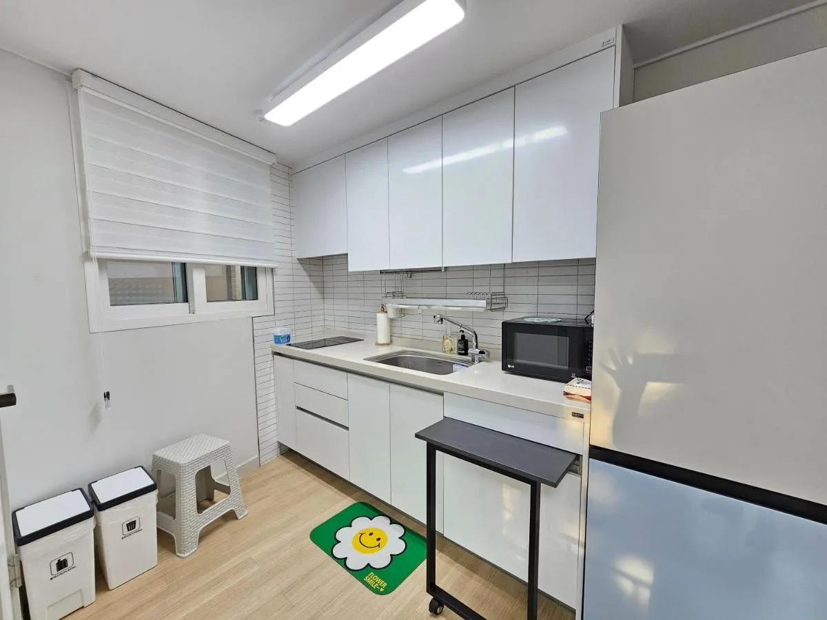 Image 3 of Jamsil Hidden House