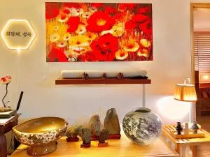 Image 4 of K-culture Villa