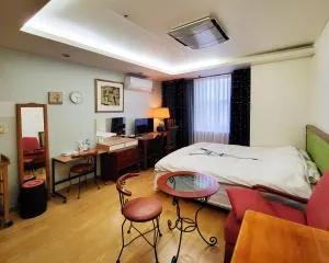 Image 5 of Khan Residence
