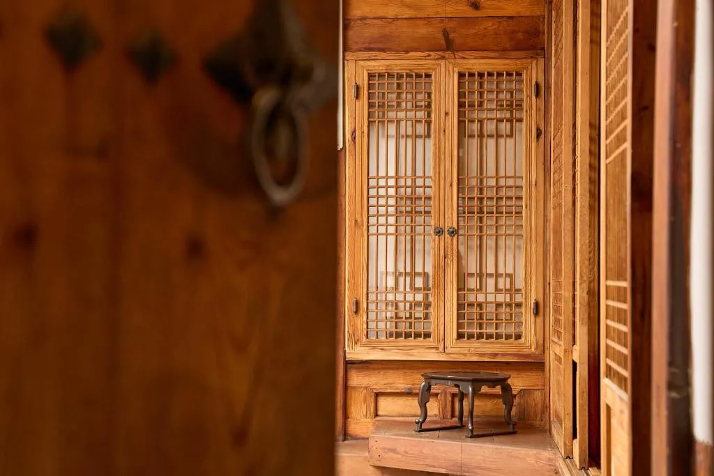 Image of Korea hanok, 북촌 한옥 독채, 경복궁 근처 한옥,앙니드공이안