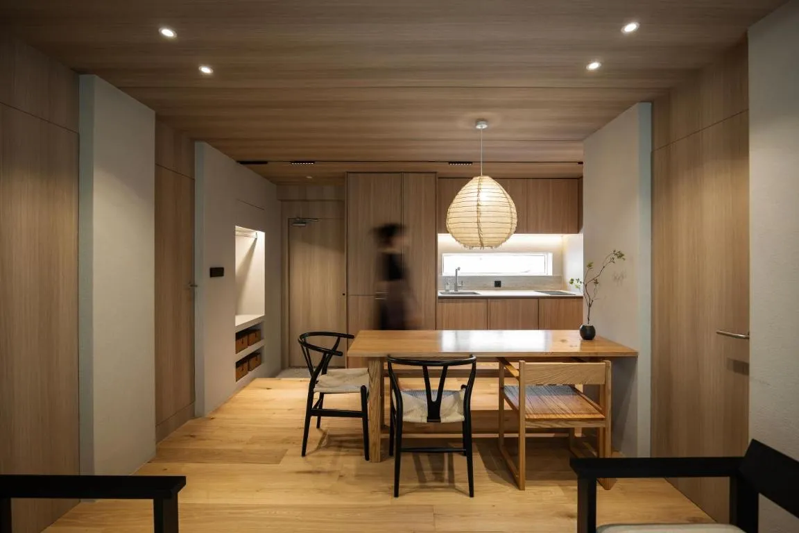 Image of LIGHTHOUSE 240 DDP Dongdaemun
