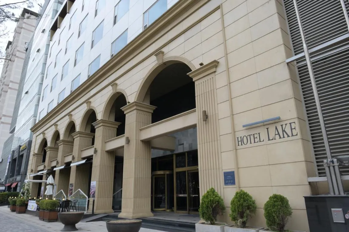 Image of Lake Tourist Hotel