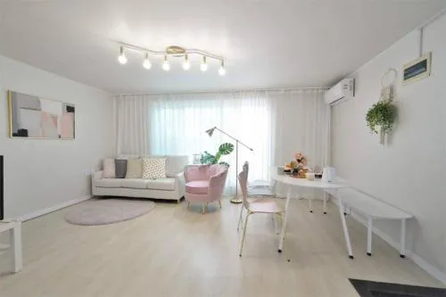 Image 2 of Lovely House