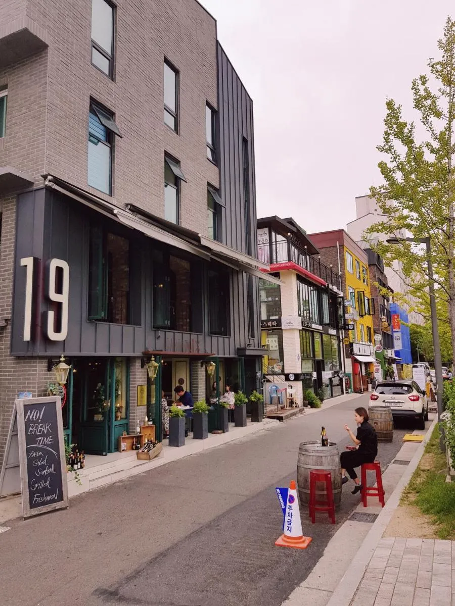 Image 5 of Lovely House Hongdae