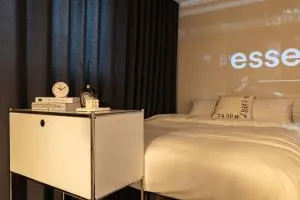 Image 6 of Luxury Gallery Stay