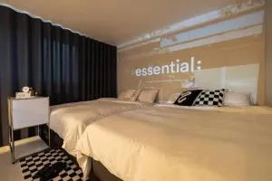 Image 3 of Luxury Gallery Stay