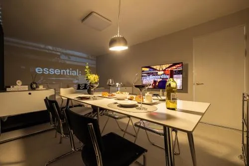 Image 1 of Luxury Gallery Stay