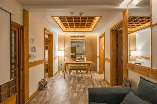 Image 2 of Luxury hanok with private bathtub – SN04